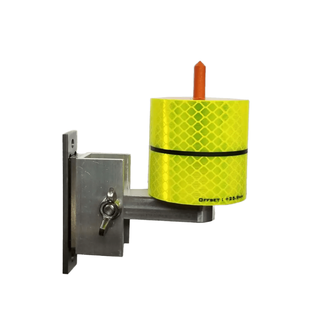 Cible d’arpentage réfléchissante 360° pour alignement assisté TDR360 avec support métallique.