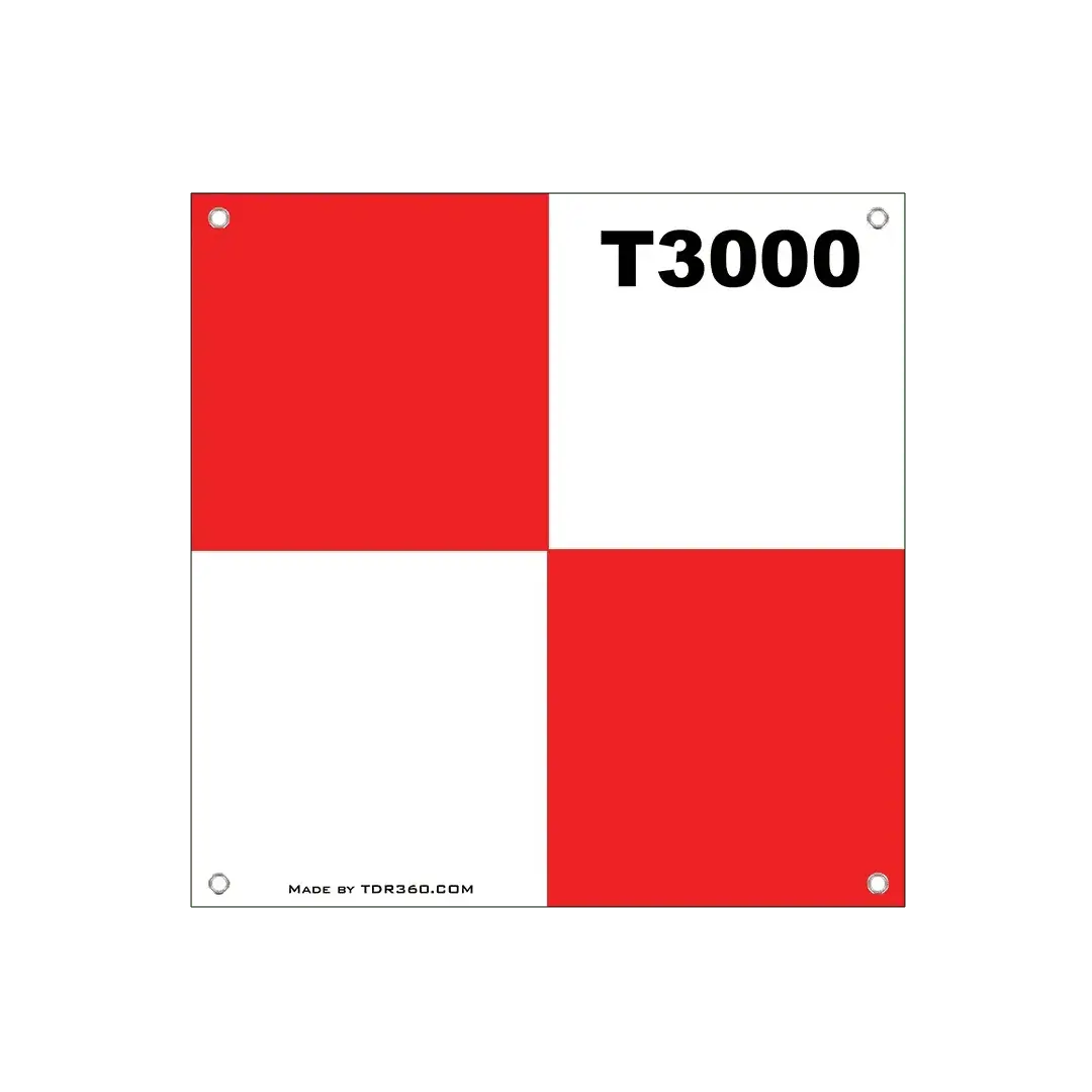 Cible drone haute visibilité T3000 avec design noir et blanc pour relevés topographiques précis.