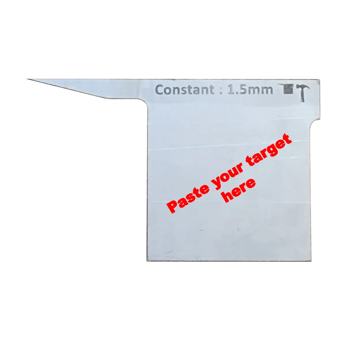 Cible réfléchissante d'arpentage haute précision 50mm x 50mm sur un poteau en bois, visible sur 2 faces